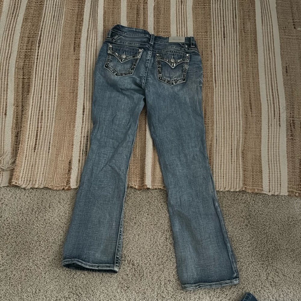 size 30 “curvy tailored boot” miss me jeans